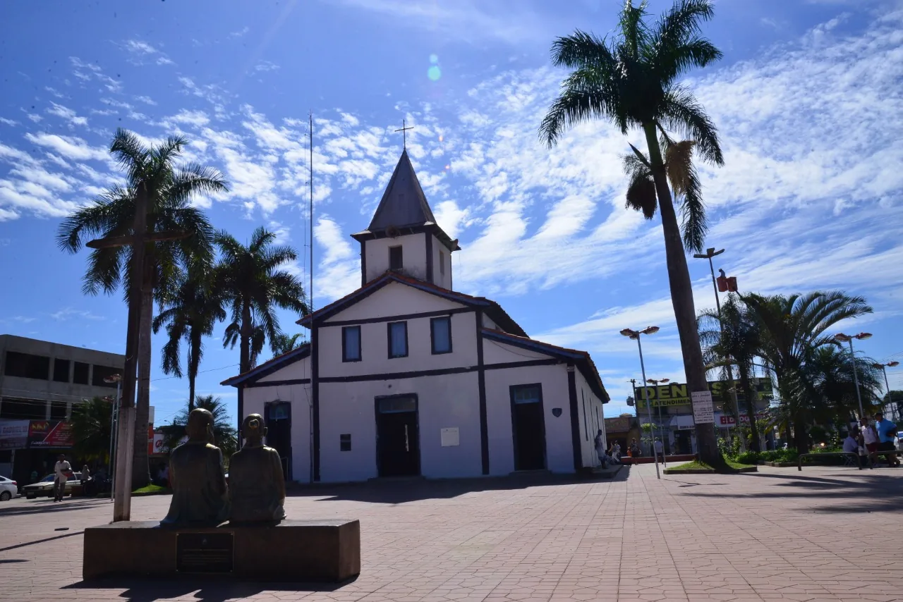 Praça da Matriz em Aparecida de Goiânia